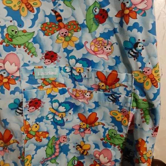 Scrub top - Picture 3 of 7